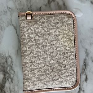 MK wallet